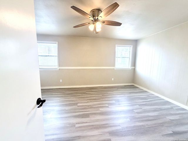 105 Brentwood, New Braunfels, TX 78130