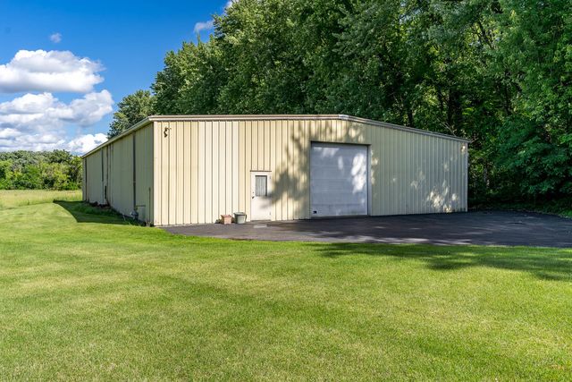 7889 Shaw Road, Belvidere, IL 61008