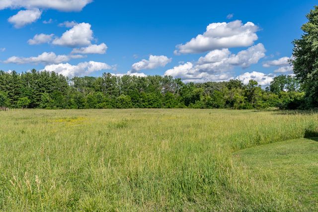 7889 Shaw Road, Belvidere, IL 61008