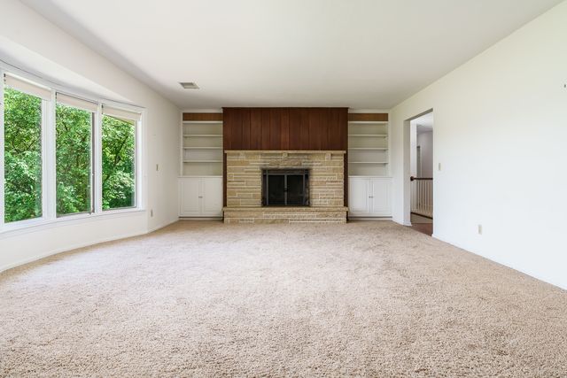 7889 Shaw Road, Belvidere, IL 61008