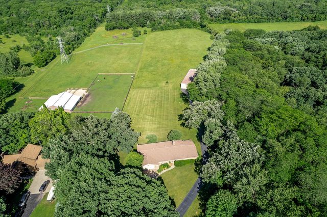 7889 Shaw Road, Belvidere, IL 61008