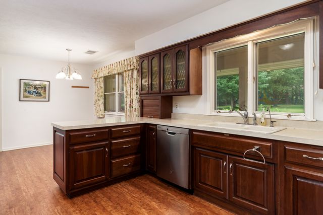 7889 Shaw Road, Belvidere, IL 61008