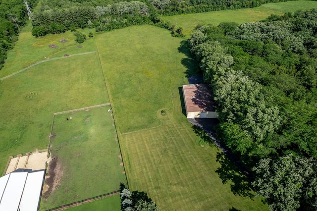 7889 Shaw Road, Belvidere, IL 61008
