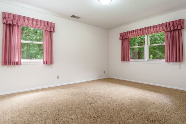 7889 Shaw Road, Belvidere, IL 61008