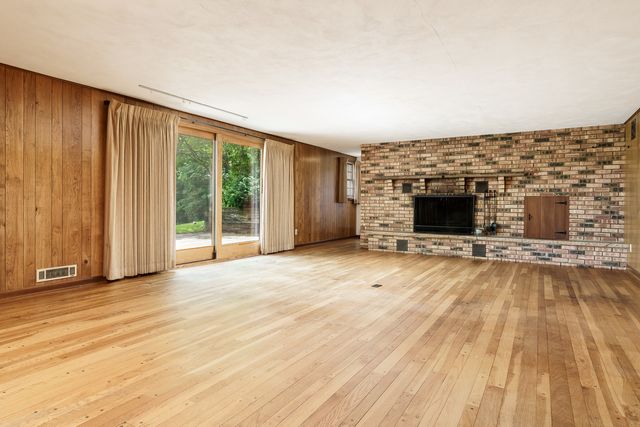 7889 Shaw Road, Belvidere, IL 61008