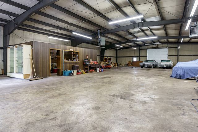 7889 Shaw Road, Belvidere, IL 61008