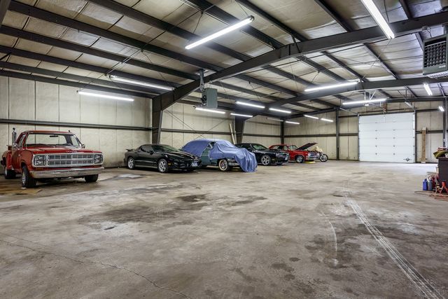 7889 Shaw Road, Belvidere, IL 61008