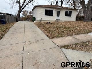 7005 Chandler Hills Drive, Bellevue, NE 68147