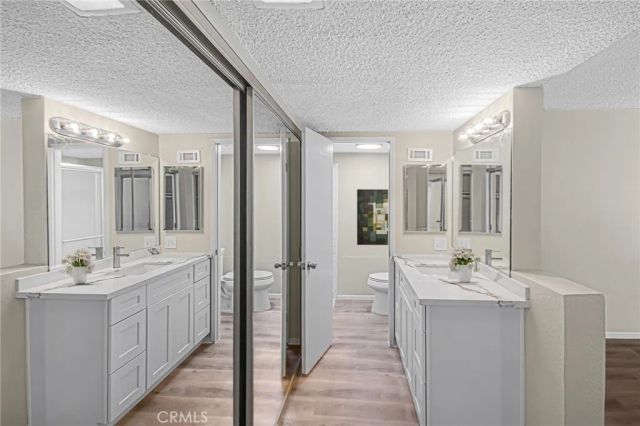 22703 Garzota, Valencia, CA 91354