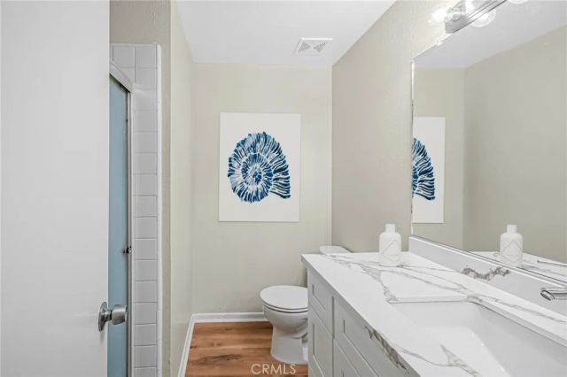 22703 Garzota, Valencia, CA 91354