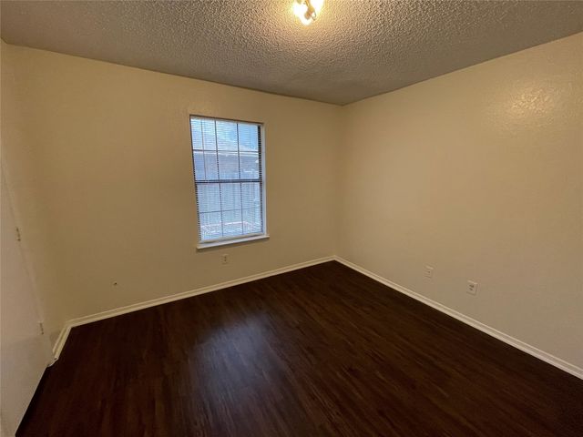 1754 CARRINGTON Drive, Glenn Heights, TX 75154