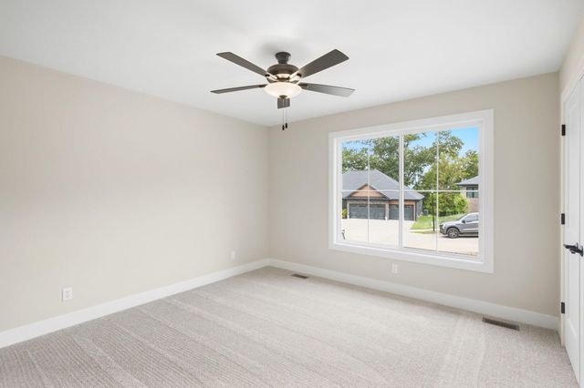 409 ANGELS REST WAY, Columbia, MO 65203