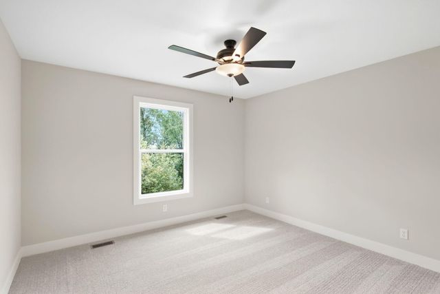 409 ANGELS REST WAY, Columbia, MO 65203