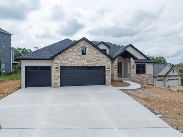 409 ANGELS REST WAY, Columbia, MO 65203
