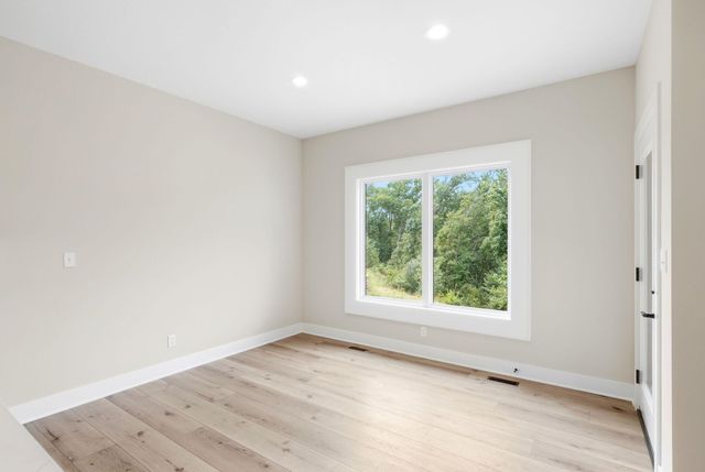 409 ANGELS REST WAY, Columbia, MO 65203