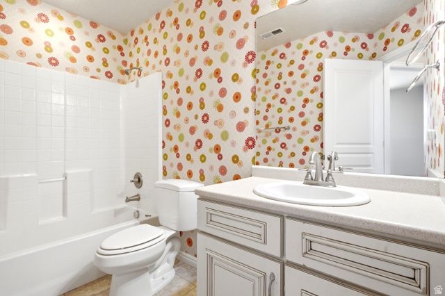 4304 W BLACKSHEAR DR, South Jordan, UT 84009