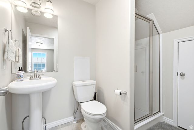 4304 W BLACKSHEAR DR, South Jordan, UT 84009