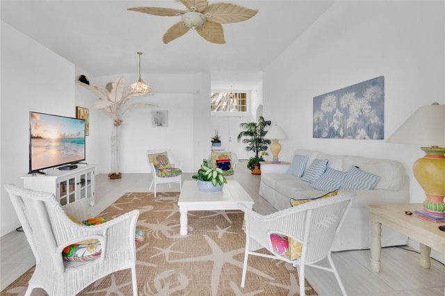 3104 STONEHURST CIRCLE, Kissimmee, FL 34741