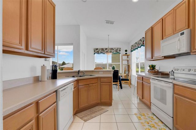 3104 STONEHURST CIRCLE, Kissimmee, FL 34741