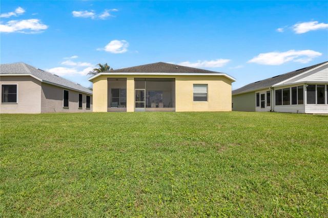 3104 STONEHURST CIRCLE, Kissimmee, FL 34741