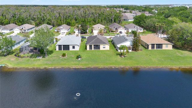 3104 STONEHURST CIRCLE, Kissimmee, FL 34741