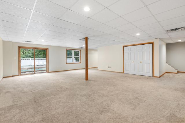 1843 N Pine Ridge Drive, La Porte, IN 46350