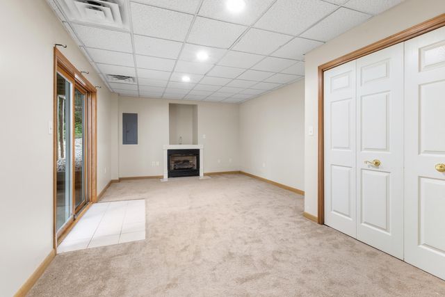 1843 N Pine Ridge Drive, La Porte, IN 46350