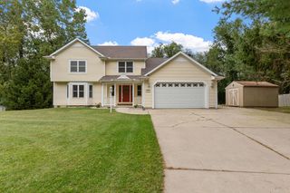 1843 N Pine Ridge Drive, La Porte, IN 46350