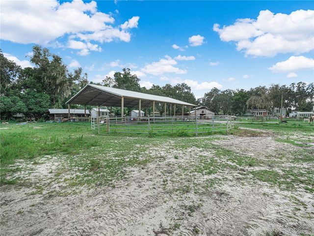 3102 THONOTOSASSA ROAD, Plant City, FL 33565