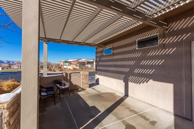 866 Summer Bend Court, Grand Junction, CO 81506