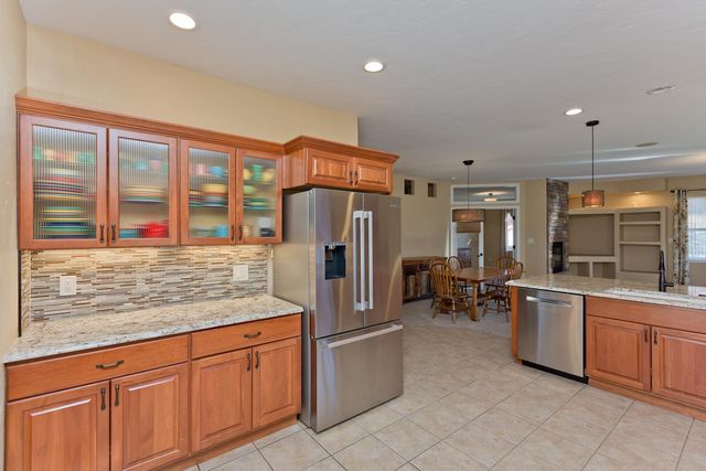 866 Summer Bend Court, Grand Junction, CO 81506