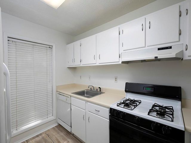 1316 Wynnes Ridge SE Circle, Marietta, GA 30067