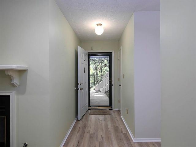 1316 Wynnes Ridge SE Circle, Marietta, GA 30067