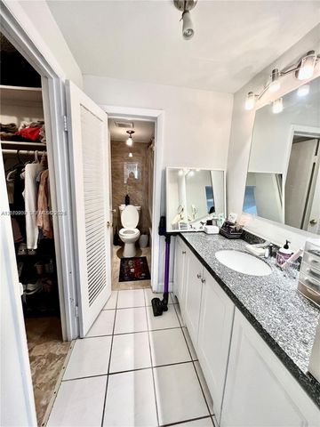 1990 Marseille Dr 303, Miami Beach, FL 33141