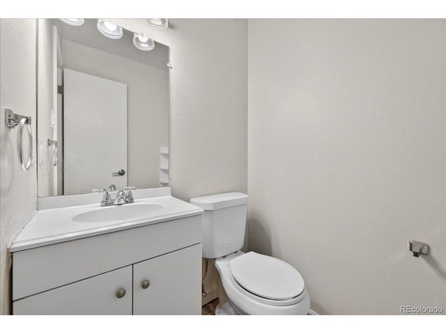 5670 S Lowell Blvd, Littleton, CO 80123