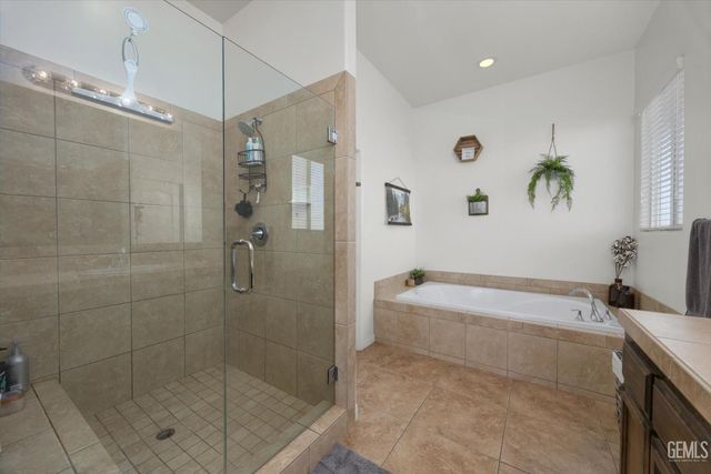 0 12421 Winn Avenue, Bakersfield, CA 93312