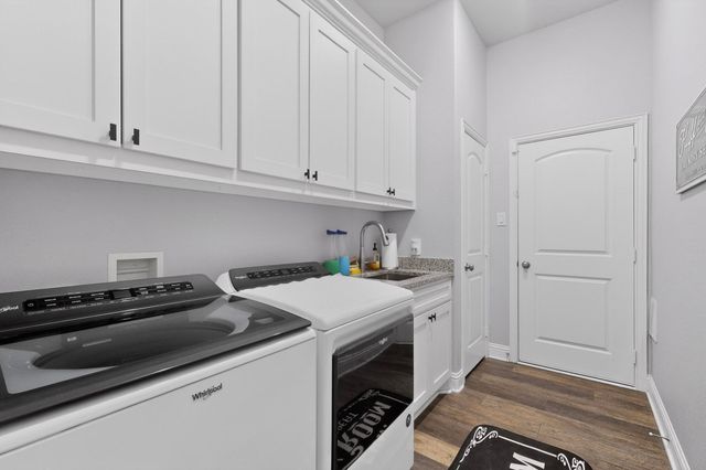 324 Ledstone Court, Rockwall, TX 75032