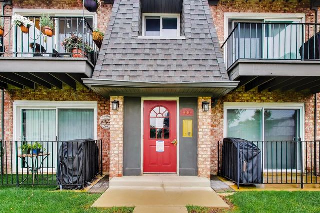 900 S PLUM GROVE Road 216, Palatine, IL 60067