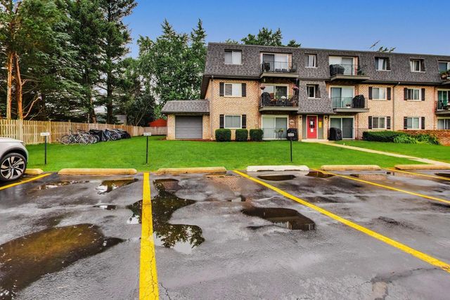 900 S PLUM GROVE Road 216, Palatine, IL 60067