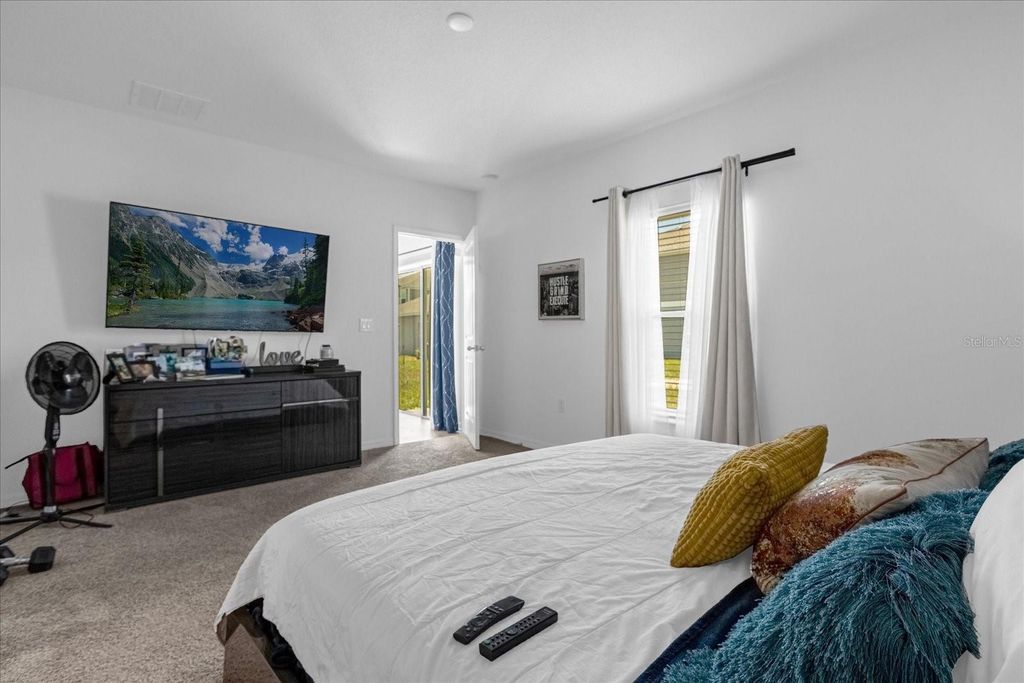 Image 18 of property listing at 622 BELL PRAIRIE CIRCLE, Lake Wales, FL 33859