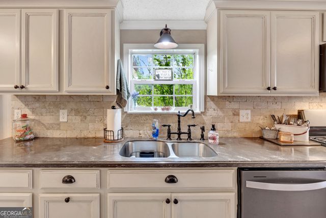 1333 Johnny Fears Road, Shady Dale, GA 31085