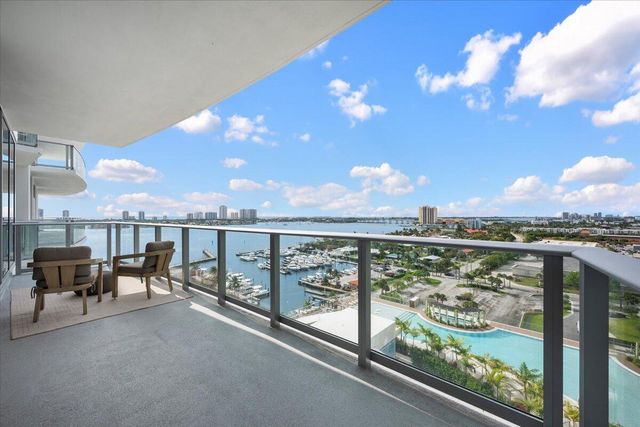 220 Lake Shore Drive 1207, Lake Park, FL 33403