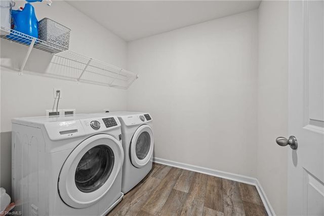 592 Tochi Court, Winston-salem, NC 27105