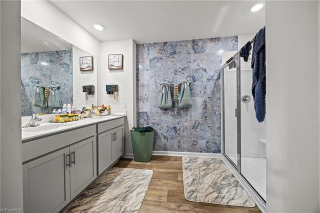 592 Tochi Court, Winston-salem, NC 27105