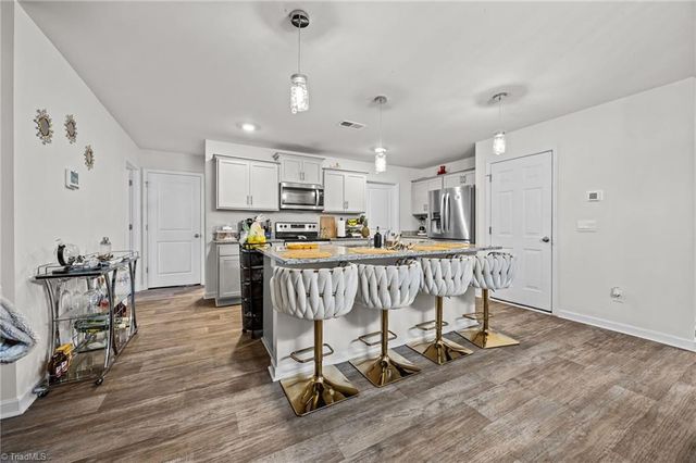 592 Tochi Court, Winston-salem, NC 27105