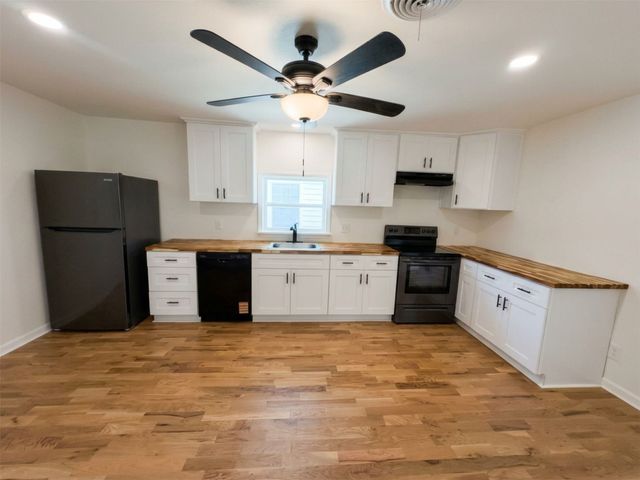 2011 N Houston Street, Fort Worth, TX 76164