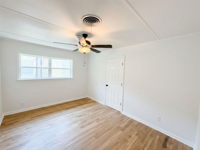 2011 N Houston Street, Fort Worth, TX 76164
