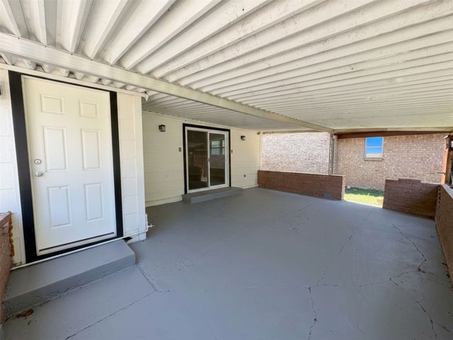 2011 N Houston Street, Fort Worth, TX 76164