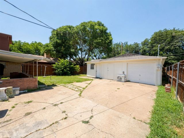 2011 N Houston Street, Fort Worth, TX 76164