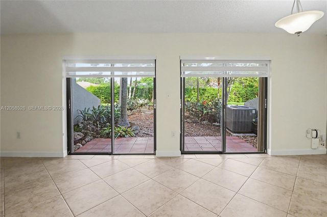 11459 SW 110th Ln, Miami, FL 33176